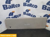 Крышка верхнего вещевого отделения