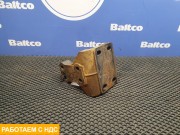 Кронштейн крепления торсиона правый